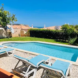 https://villa-acacias-13.hotelaalgarve.com
